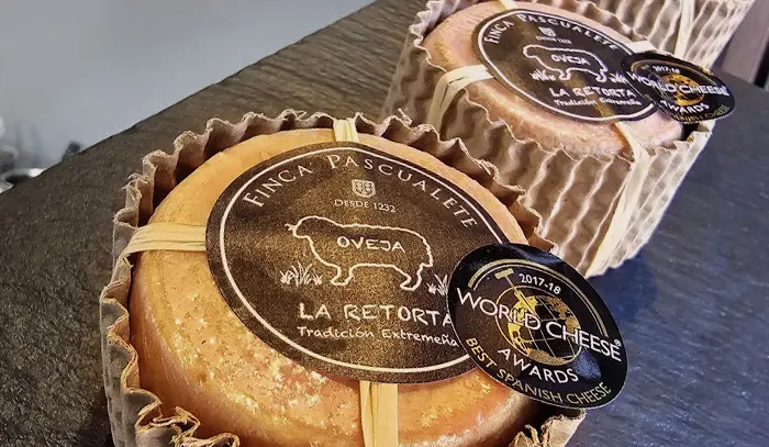queso de oveja "la retorta"